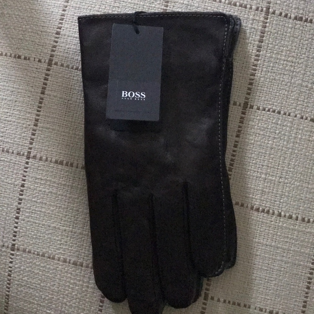 Hugo Boss Leather Gloves